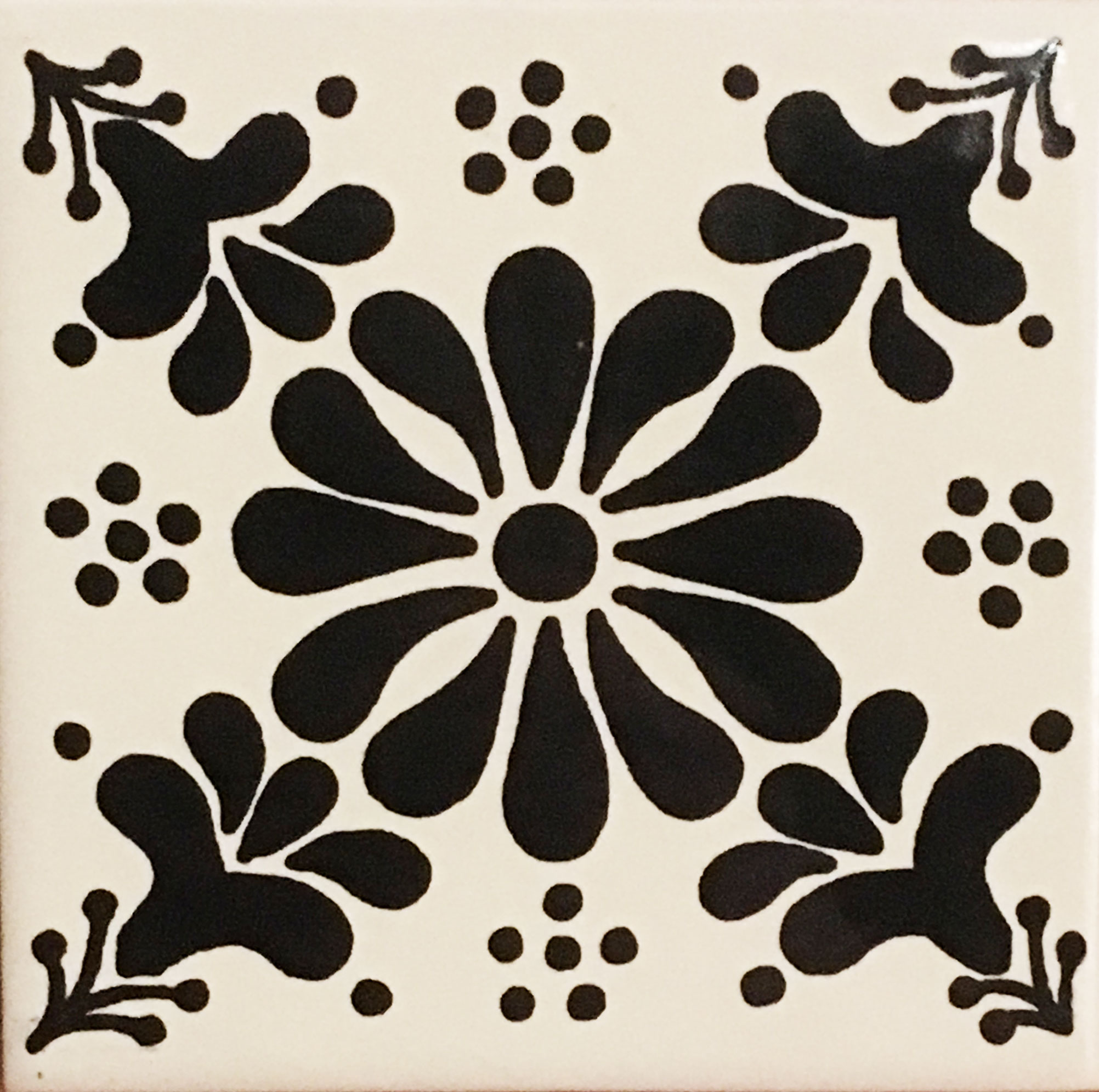 Mexican Talavera Tile – HAD 015_BLACK
