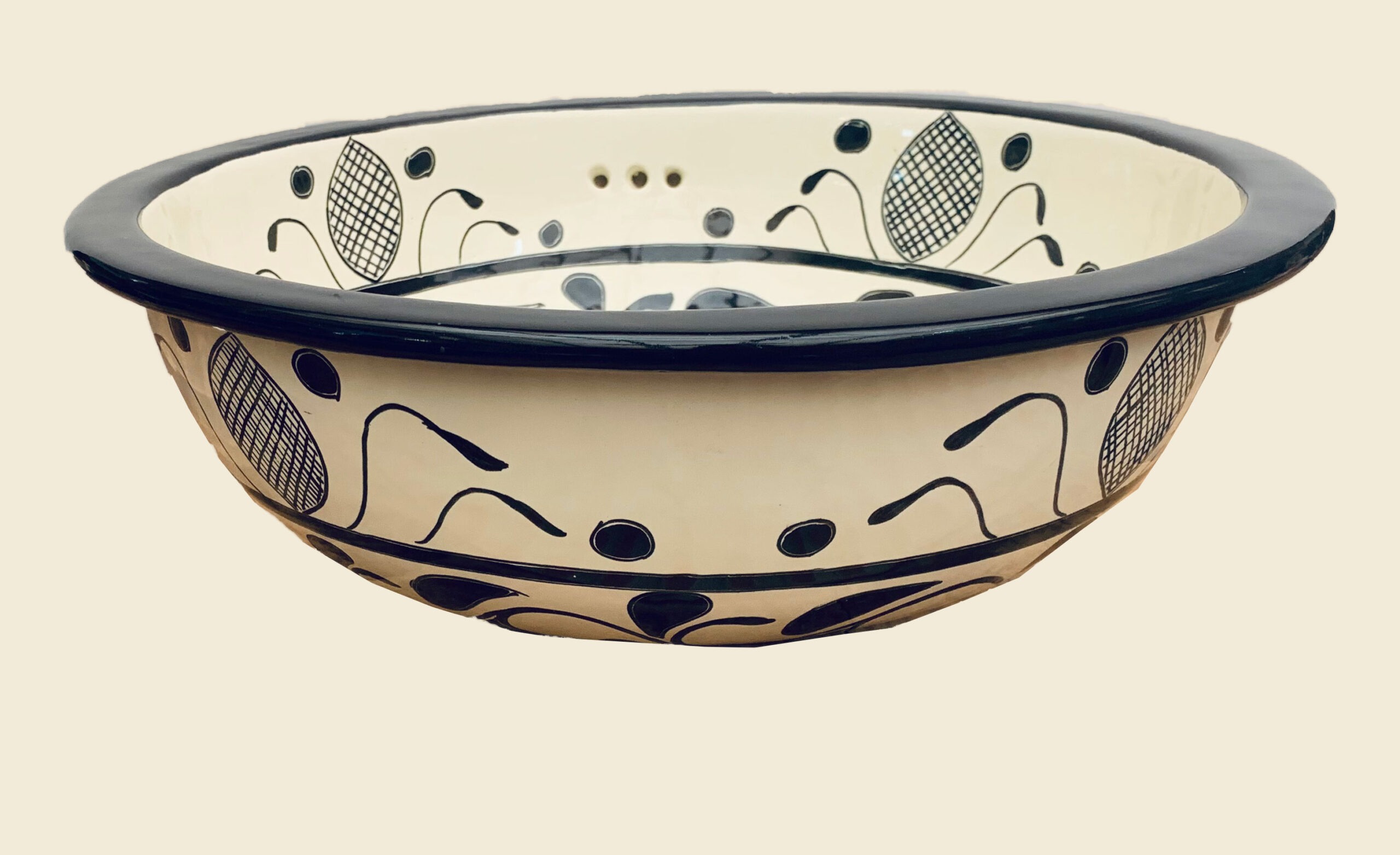Round Basin Design- Black & White Bold/Large (43cm)